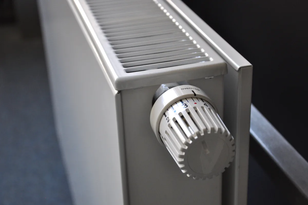 Radiateur et répartiteur : charges de chauffage collectif en copropriété